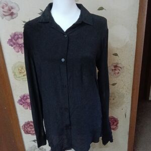 Classic Women's Button-Down Shirt - Black